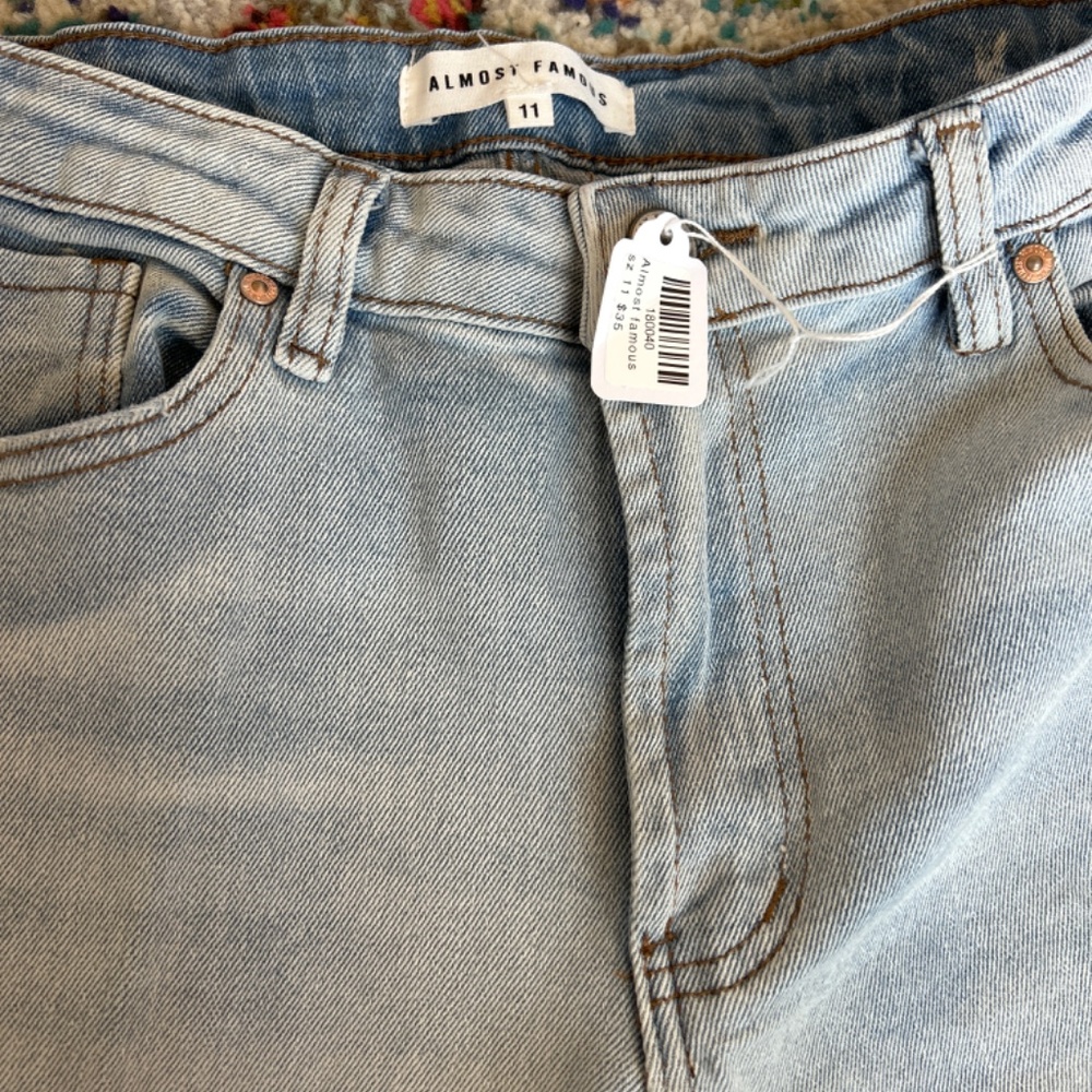 Jeans - Picture 4 of 7